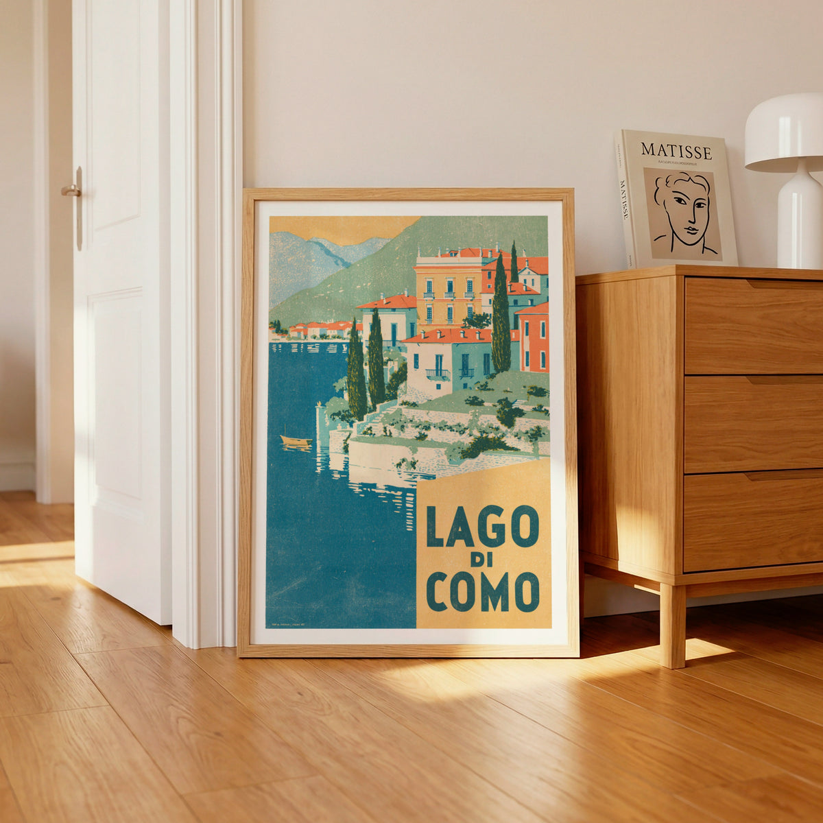Retro Lago di Como Poster, Vintage Travel Print, Italian Lake Wall Art, Lake Como Villas Artwork