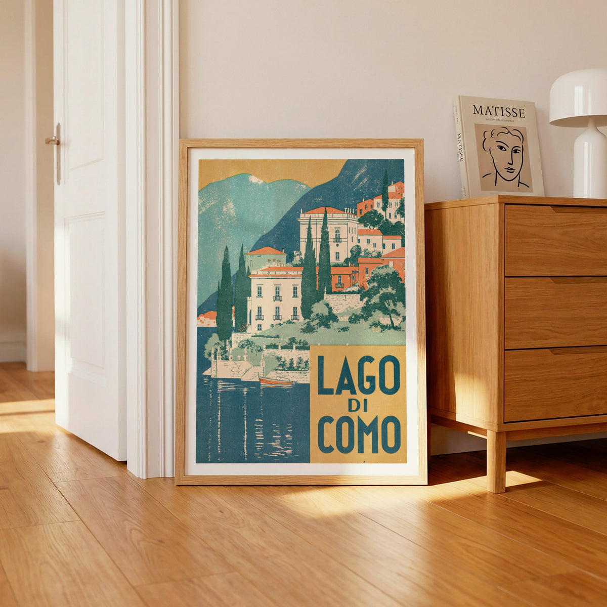 Retro Lago di Como Poster, Vintage Travel Print, Italian Lake Villa Wall Art, Lake Como Italy Decor